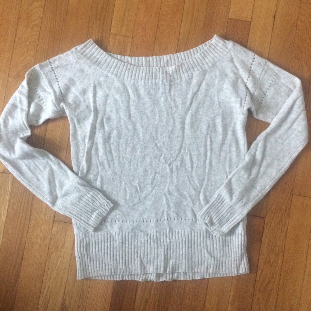 American Eagle Sweater Size M